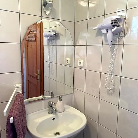 Judit Apartment *